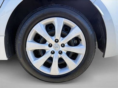 Used 2025 Toyota Corolla LE FWD image 26