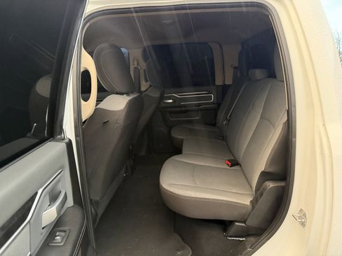 Used 2019 RAM 2500 Big Horn image 12