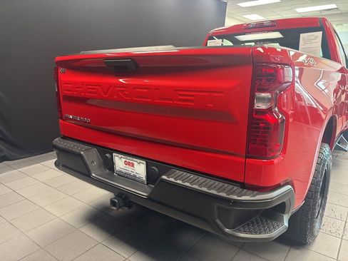 Used 2025 Chevrolet Silverado 1500 W/T image 4