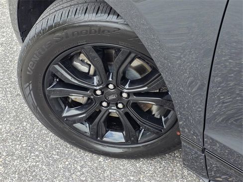 Used 2024 Ford Edge SE w/ Black Appearance Package image 34