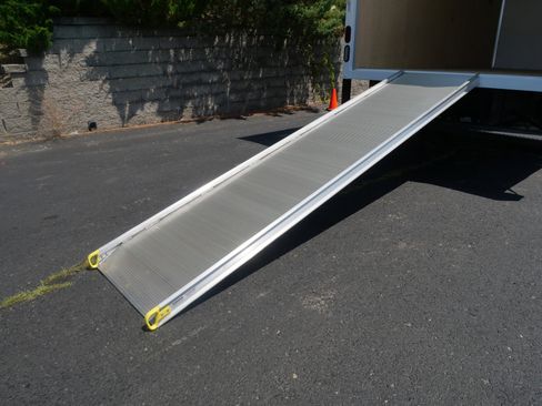 New 2023 Chevrolet Express 3500 w/ Power Convenience Package image 17