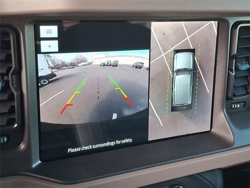 Used 2024 Ford Bronco Wildtrak image 18