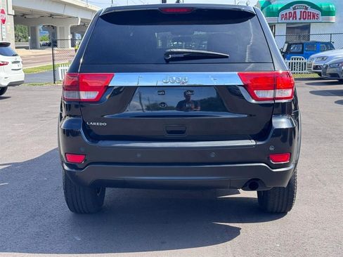 Used 2012 Jeep Grand Cherokee Laredo w/ Laredo E Group RWD image 14