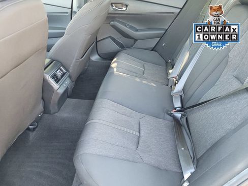 Used 2025 Honda Accord Sport image 10
