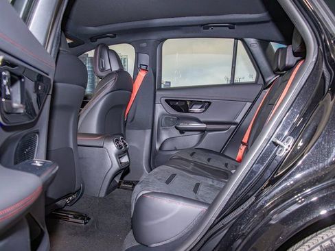 Used 2026 Mercedes-Benz GLC 43 AMG 4MATIC image 22