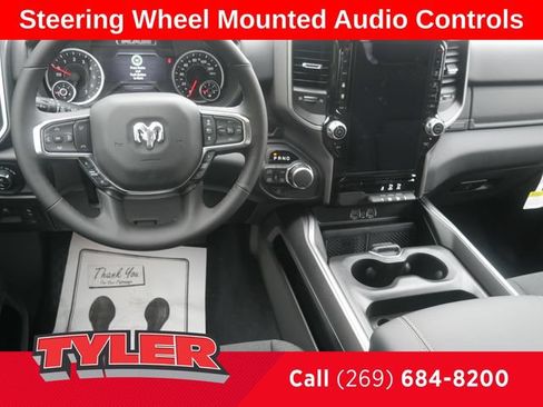 New 2026 RAM 1500 4x4 Crew Cab image 46