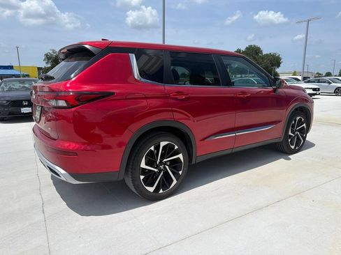 Used 2022 Mitsubishi Outlander SE AWD/4WD image 5