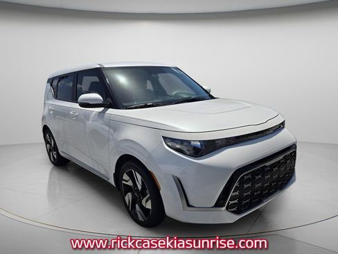 Used 2023 Kia Soul GT-Line image 3