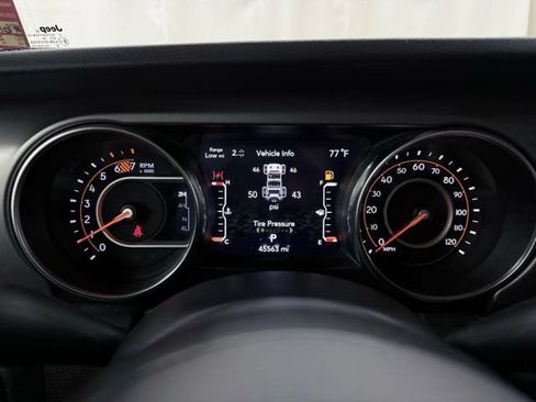 Used 2023 Jeep Wrangler Unlimited Sport AWD/4WD image 19