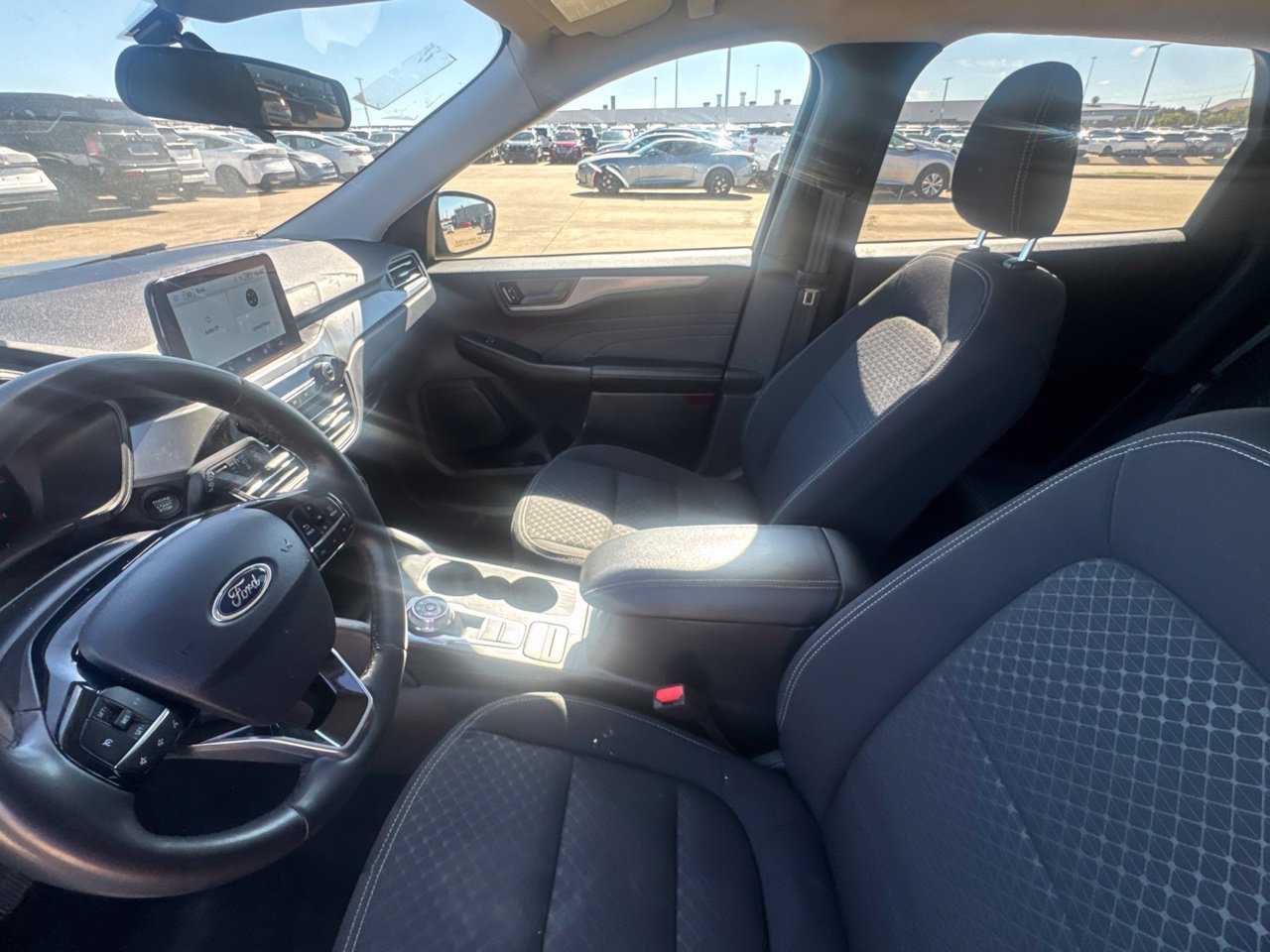 Used 2024 Ford Escape Active AWD/4WD image 46