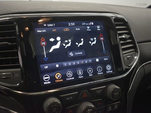 Certified 2020 Jeep Grand Cherokee Limited image 24