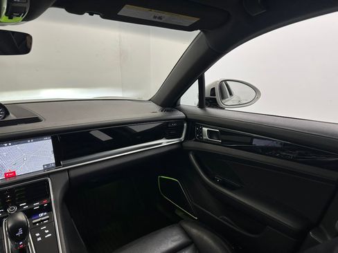 Used 2018 Porsche Panamera 4S image 48