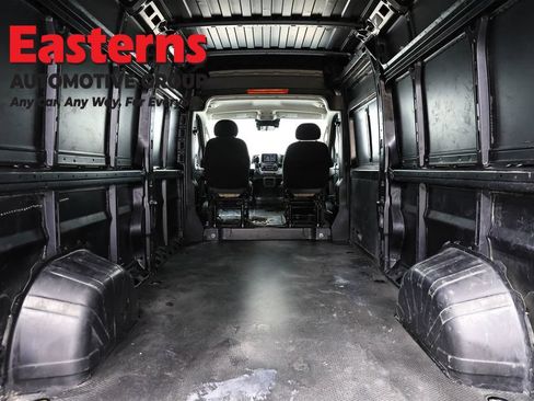 Used 2023 RAM ProMaster 2500 FWD image 9