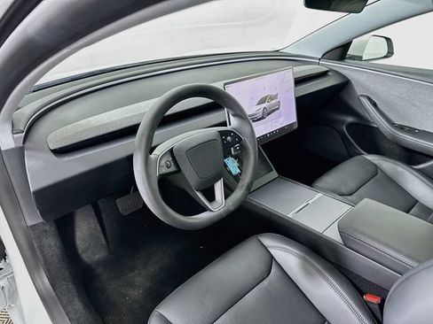 Used 2025 Tesla Model 3 Long Range RWD image 18
