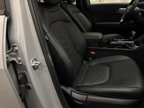 Certified 2025 Kia Sportage X-Line w/ Premium Package AWD/4WD image 23