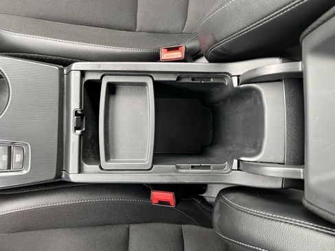 Used 2025 Honda Civic Sport image 23