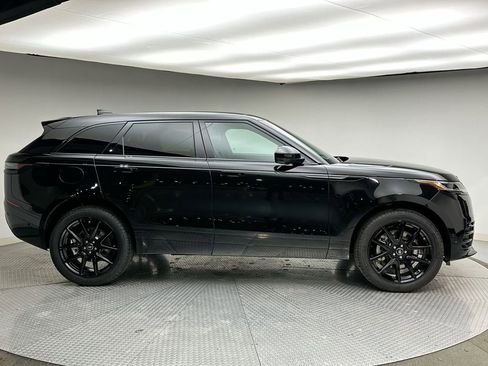 New 2026 Land Rover Range Rover Velar Dynamic SE image 12