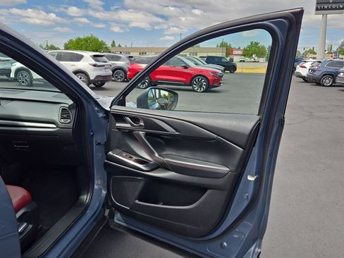 Used 2023 MAZDA CX-9 Carbon Edition AWD/4WD image 18