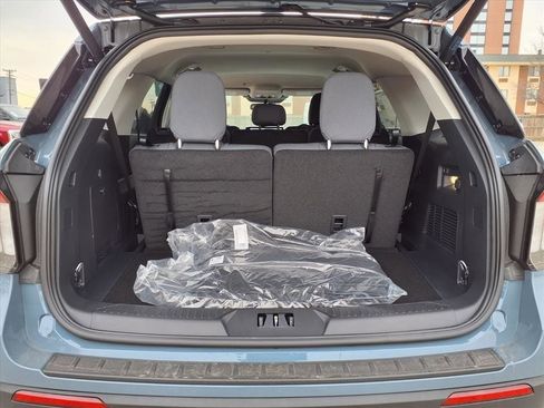 New 2026 Ford Explorer Active image 21