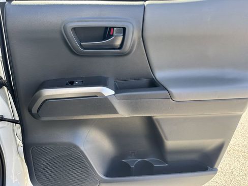Used 2023 Toyota Tacoma SR5 w/ Technology Package image 16