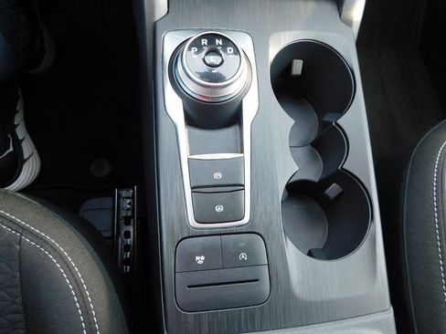 Used 2025 Ford Escape Active image 32