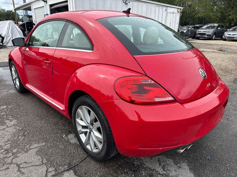 Used 2014 Volkswagen Beetle TDI image 7