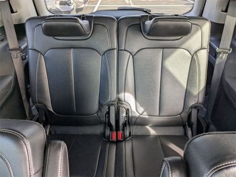 Used 2023 Jeep Grand Cherokee L Limited w/ Trailer Tow Group (B) image 31