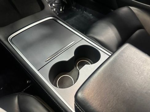 Used 2021 Tesla Model 3 Standard Range Plus RWD image 19