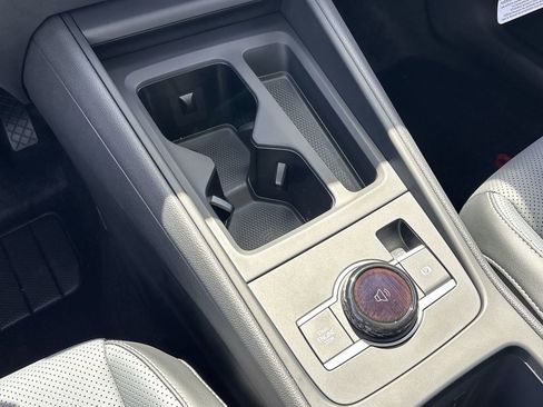 New 2026 Volkswagen Tiguan SE AWD/4WD image 24