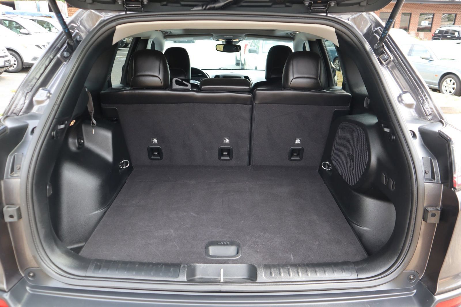 Used 2021 Jeep Cherokee Latitude Lux w/ Sun & Sound Group FWD image 15