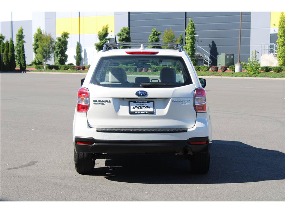 Used 2016 Subaru Forester 2.5i w/ Alloy Wheel Package AWD/4WD image 3