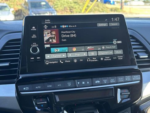 New 2026 Honda Odyssey Touring image 24