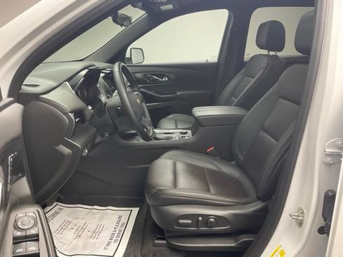 Used 2023 Chevrolet Traverse High Country w/ LPO, Floor Liner Package AWD/4WD image 12