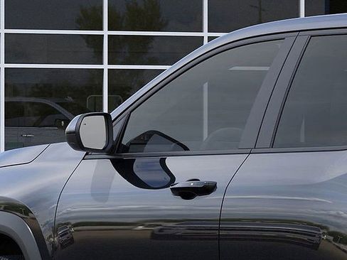 New 2026 Chevrolet Equinox LT w/ Convenience Package II image 14