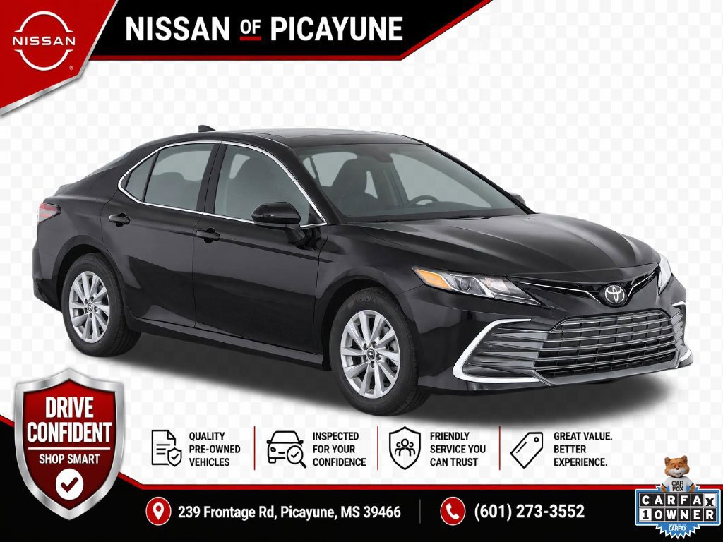 Used 2023 Toyota Camry LE FWD image 2