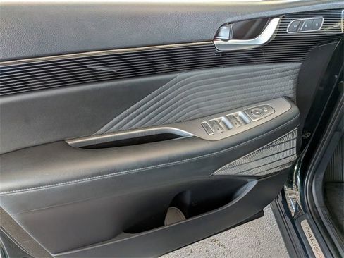 Used 2023 Hyundai Palisade Calligraphy image 8