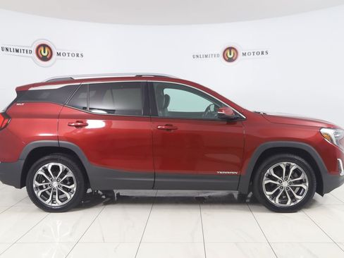 Used 2018 GMC Terrain SLT w/ Preferred Package AWD/4WD image 2