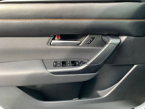 Used 2025 MAZDA CX-50 2.5 Hybrid w/ Premium Plus Pkg image 18