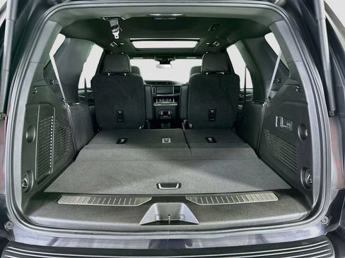 Used 2024 GMC Yukon Denali AWD/4WD image 27