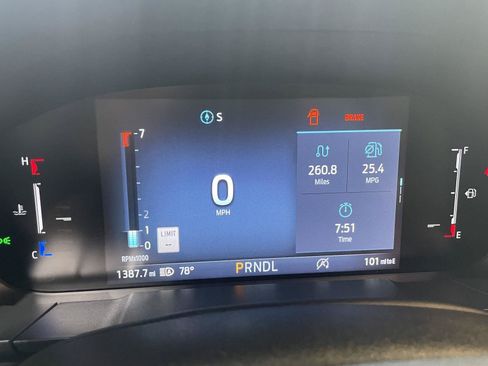 Used 2026 Ford Maverick Lariat AWD/4WD image 27