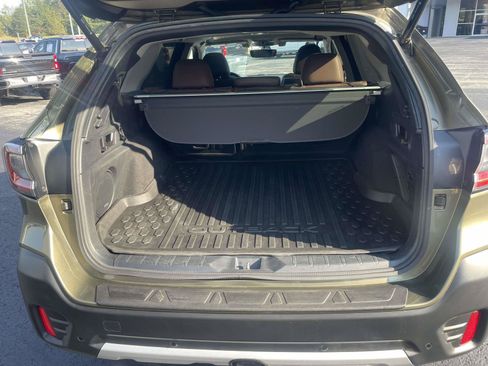 Used 2020 Subaru Outback Touring XT AWD/4WD image 6