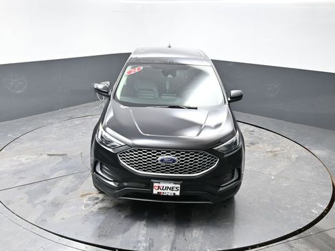 Used 2024 Ford Edge SEL image 43