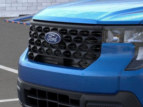 New 2026 Ford Maverick XL image 18