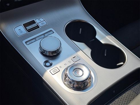 New 2026 Genesis GV70 2.5T Select image 19