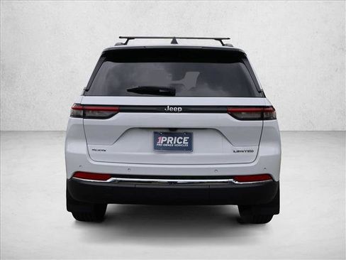 Used 2023 Jeep Grand Cherokee Limited AWD/4WD image 8