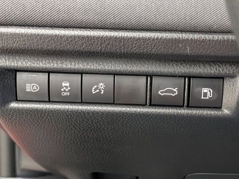 Used 2025 Toyota Camry LE FWD image 22