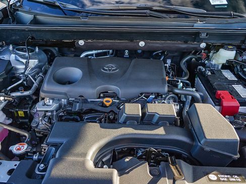 New 2025 Toyota RAV4 XLE image 13