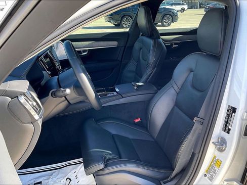 Certified 2023 Volvo S90 T8 Ultimate image 33