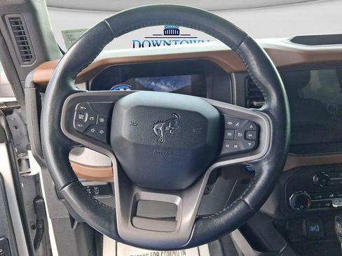 Used 2024 Ford Bronco Outer Banks AWD/4WD image 28