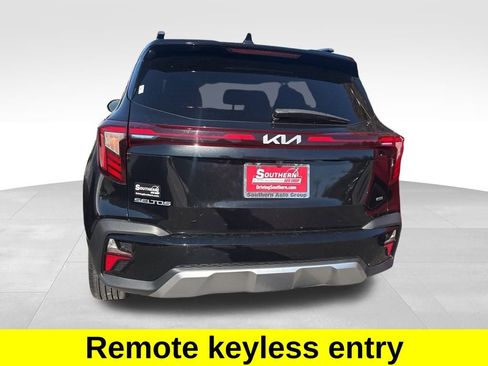 Used 2024 Kia Seltos S image 14